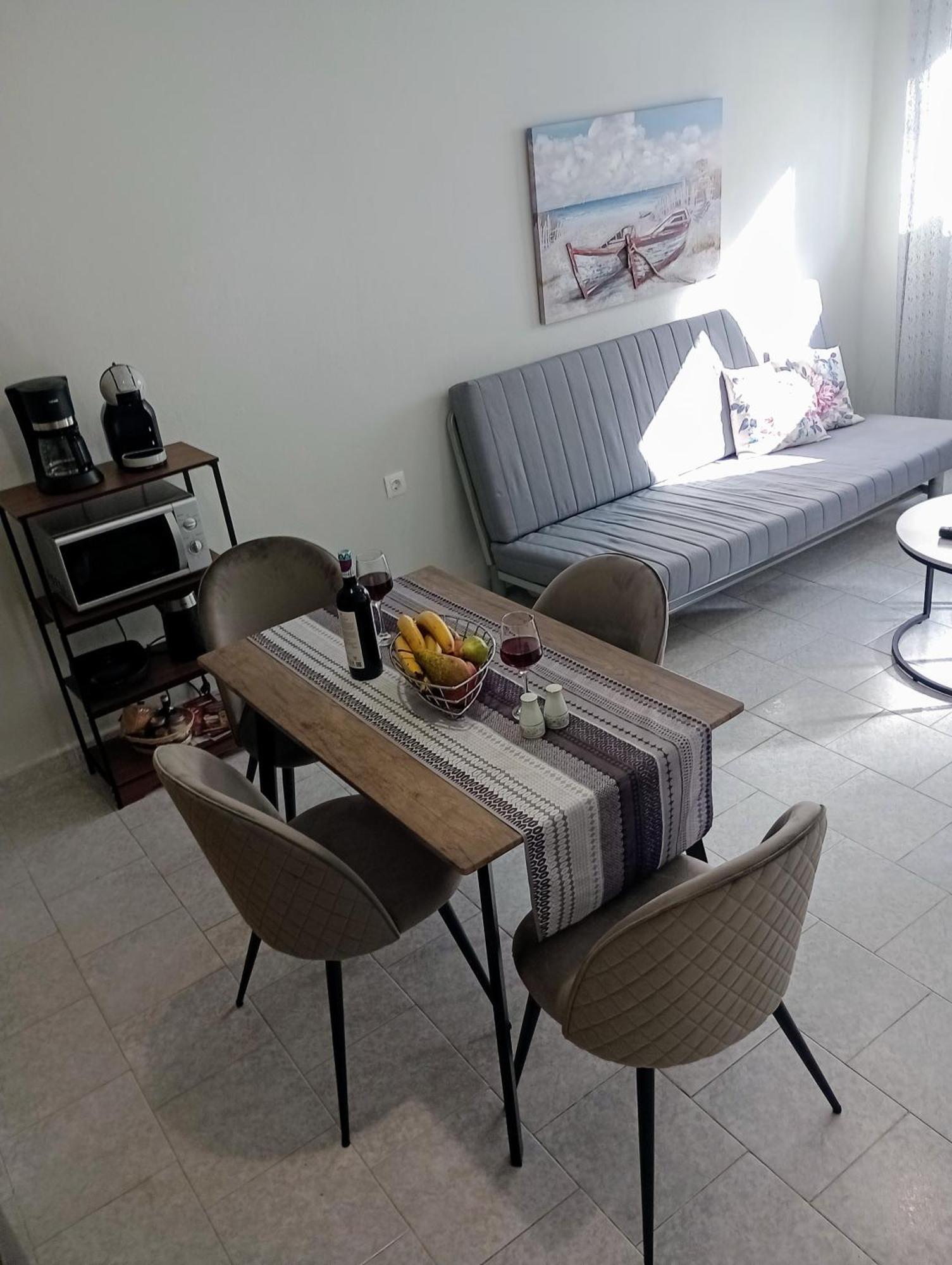 Cozy Kremasti Apartment Екстериор снимка