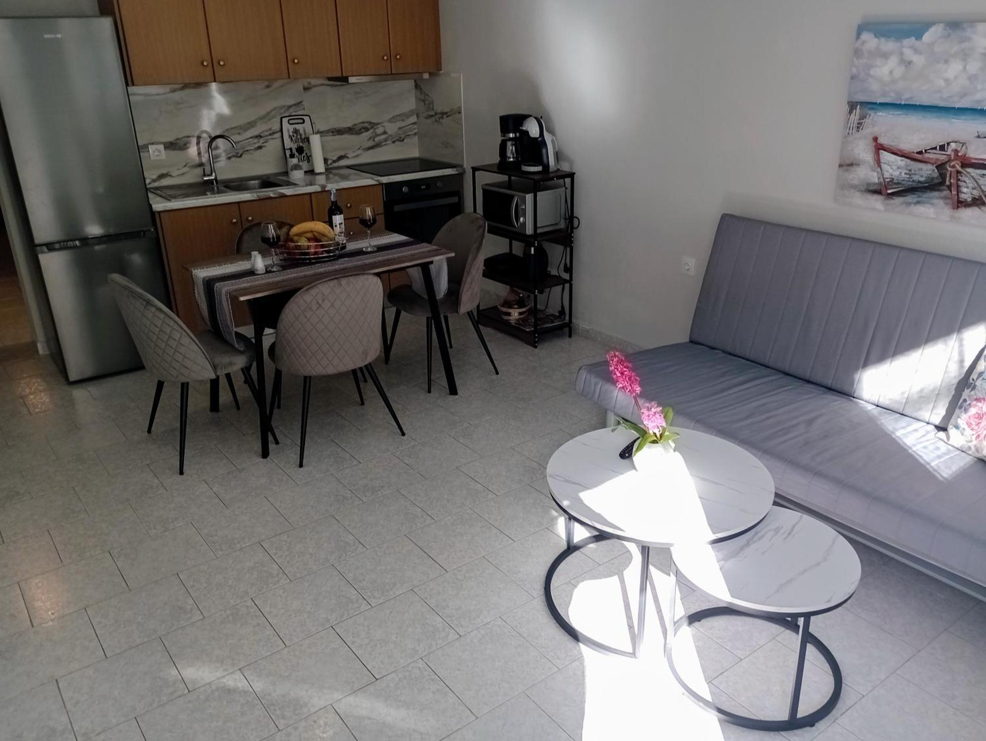 Cozy Kremasti Apartment Екстериор снимка