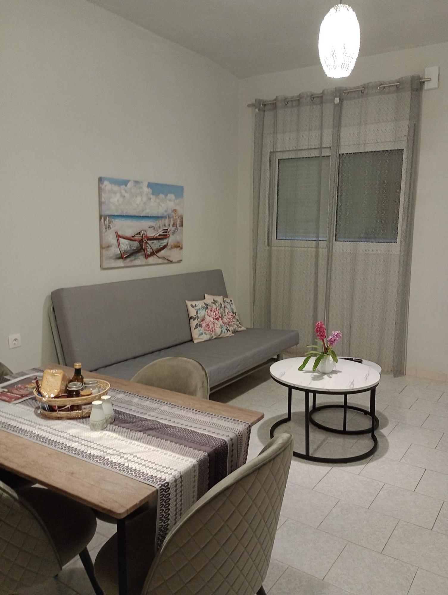 Cozy Kremasti Apartment Екстериор снимка